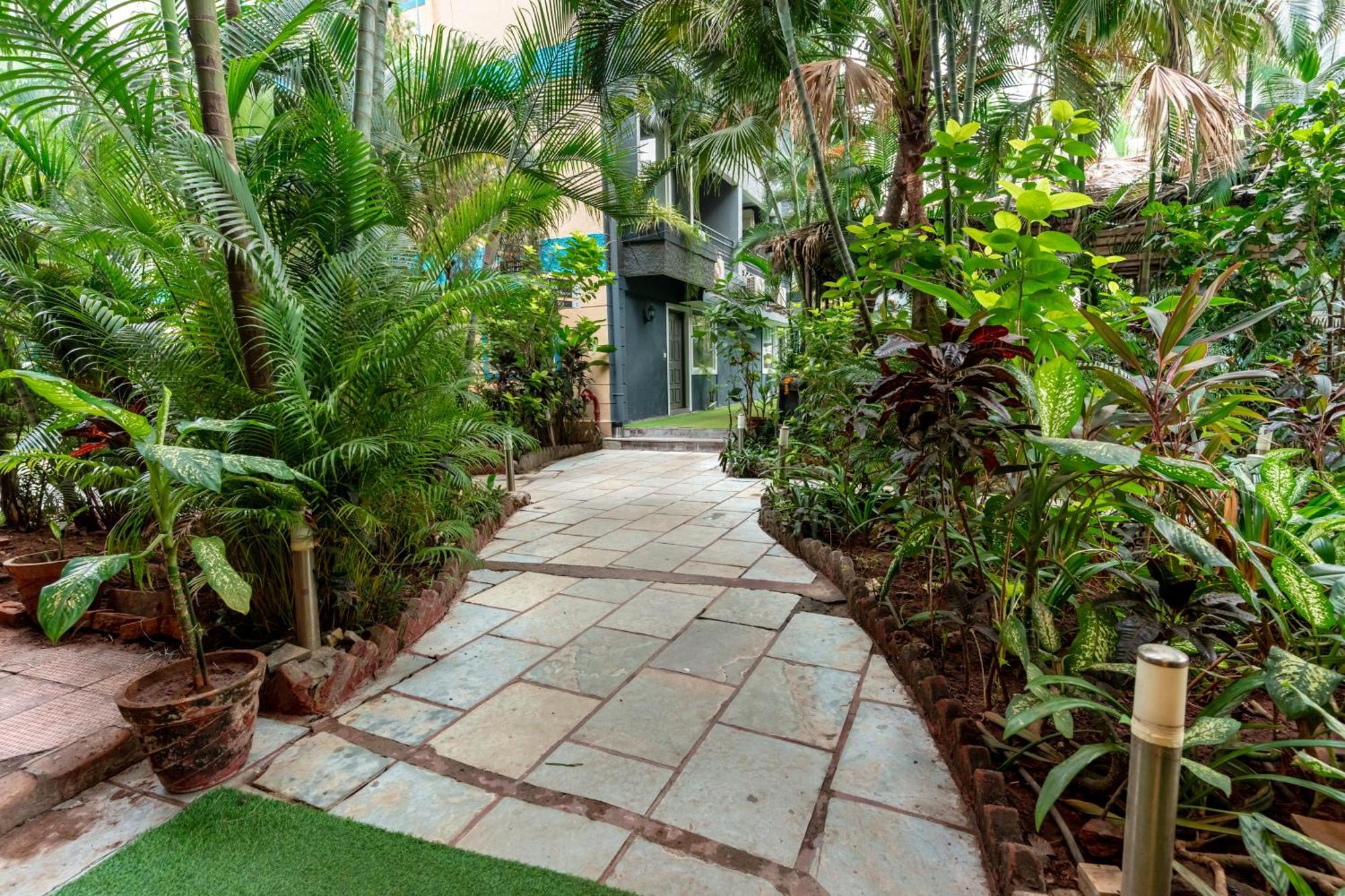 Magnum Resorts- Near Candolim Beach, Goa Bagian luar foto